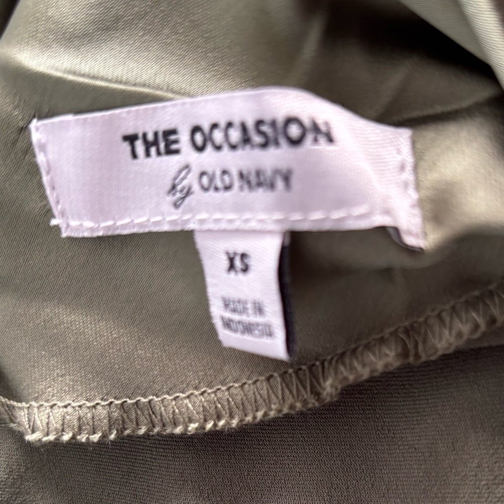 OLD NAVY GREEN The Occasion by Old Navy Satin Cowl Maxi Dress - Picture 6 of 8
